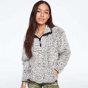 VS PINK SHERPA QUARTER-ZIP L